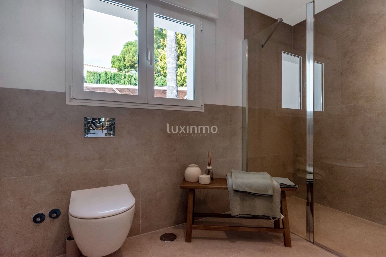 3 bedroom Villa for sale in Altea with pool garage - € 1,500,000 (Ref: 9126409)