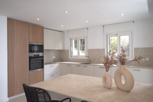 3 sovrum Villa till salu i Altea med pool garage - 1 500 000 € (Ref: 9126409)