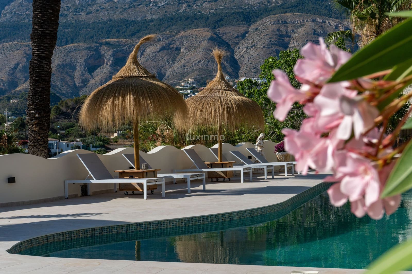 10 soveværelse Villa til leje i Altea med swimmingpool garage - € 8.500 (Ref: 9127337)