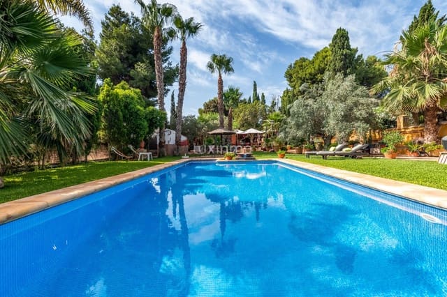 6 slaapkamer Villa te koop in Alicante stad met zwembad garage - € 1.350.000 (Ref: 9131517)