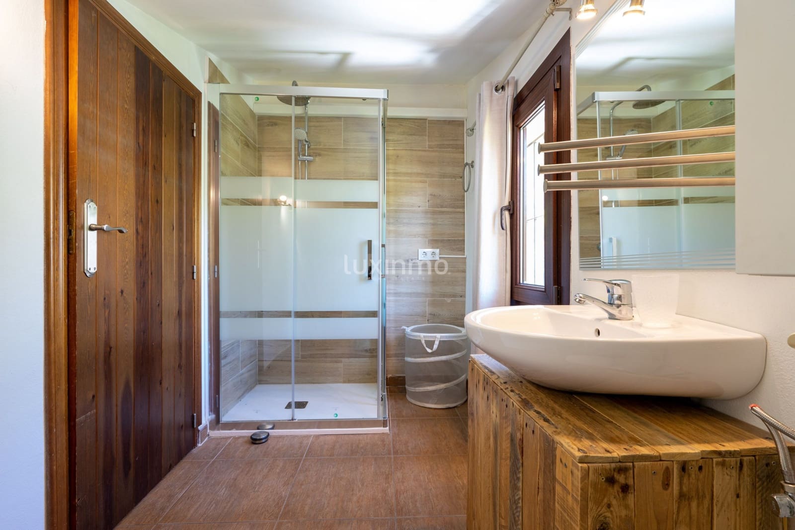 4 bedroom Villa for rent in Calpe / Calp with pool garage - € 3,500 (Ref: 9135187)