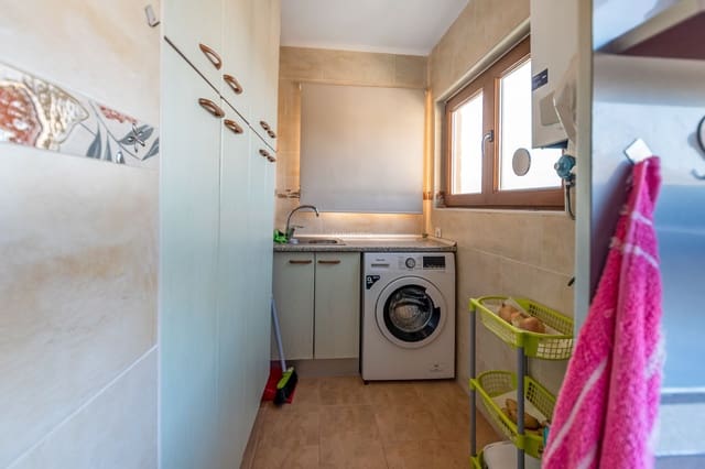 7 soverom Villa til salgs i Benidorm med svømmebasseng garasje - € 1 615 000 (Ref: 9135188)