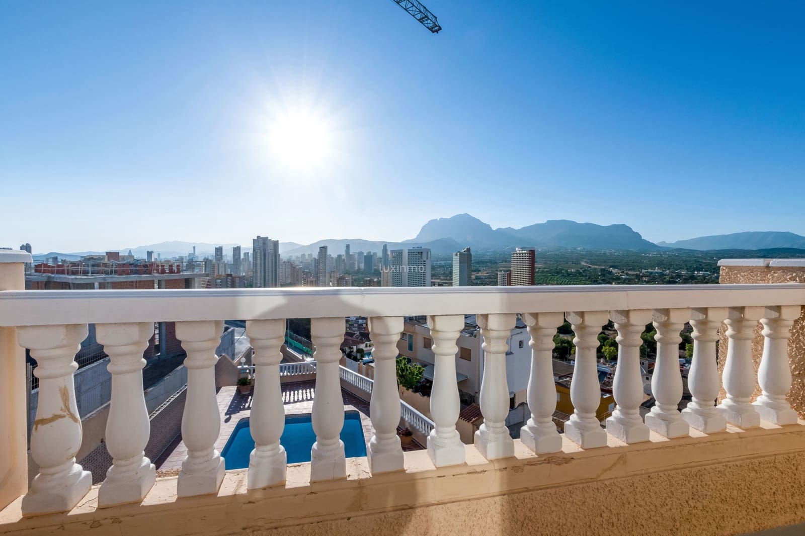 7 soverom Villa til salgs i Benidorm med svømmebasseng garasje - € 1 615 000 (Ref: 9135188)