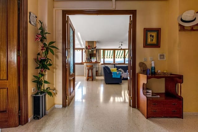 7 soverom Villa til salgs i Benidorm med svømmebasseng garasje - € 1 615 000 (Ref: 9135188)