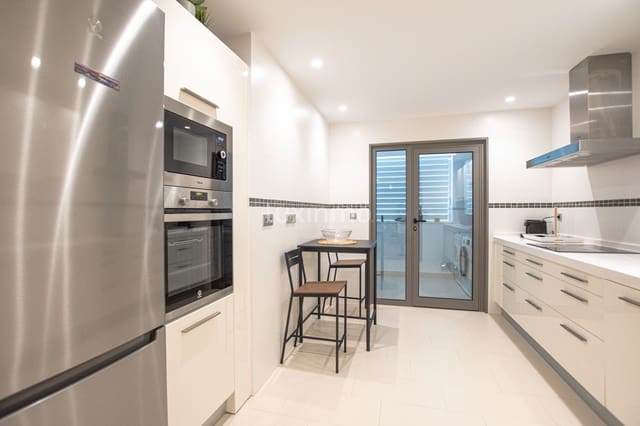 2 soverom Leilighet til leie i Altea med garasje - € 2 500 (Ref: 9146412)