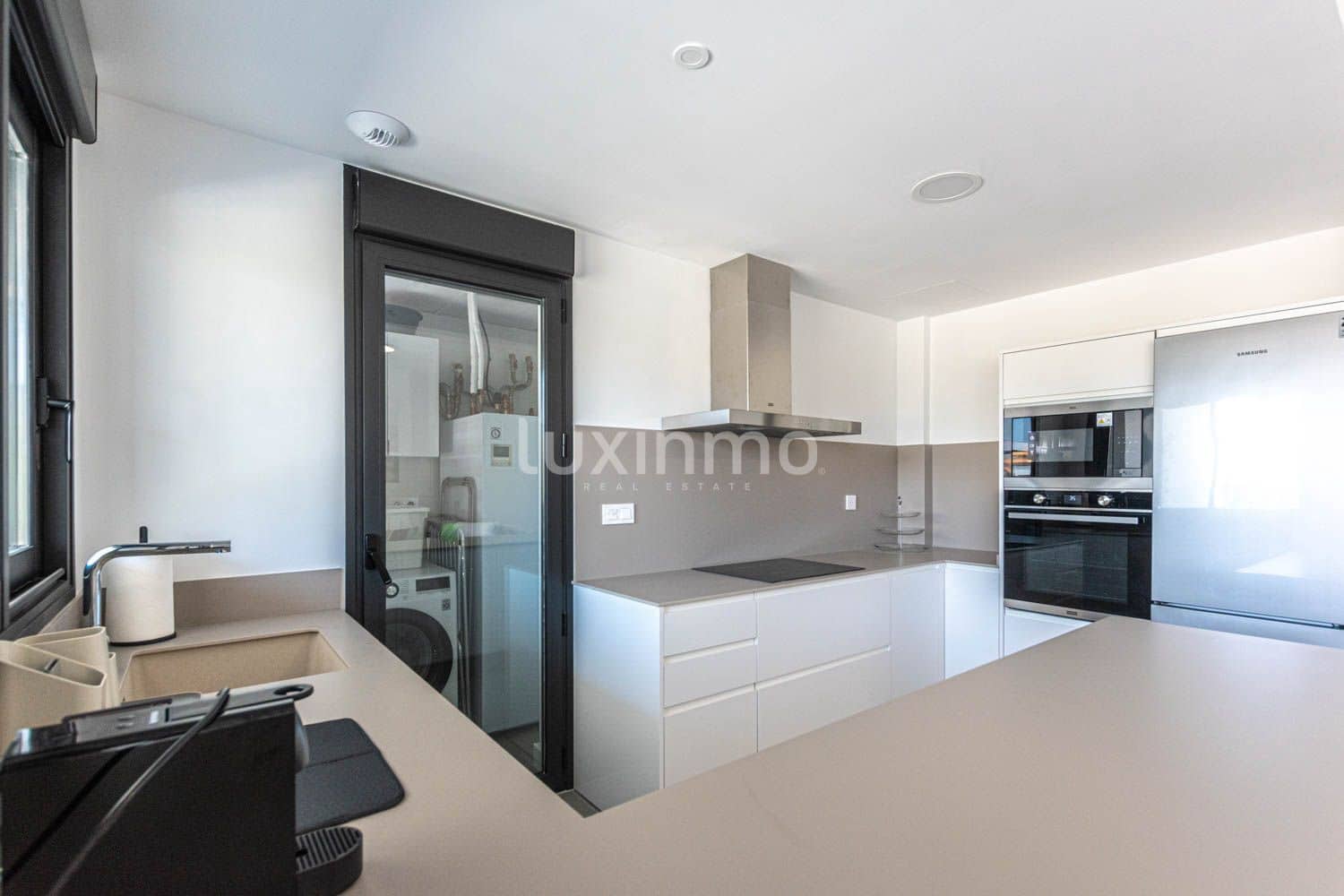 2 soveværelse Lejlighed til leje i Javea / Xabia med garage - € 2.000 (Ref: 9146413)