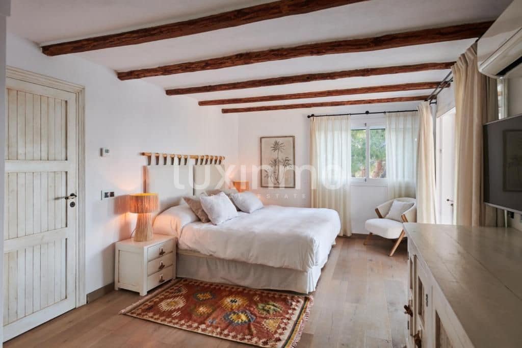 9 slaapkamer Villa te koop in San Jose / Sant Josep de Sa Talaia met zwembad garage - € 5.900.000 (Ref: 9148139)