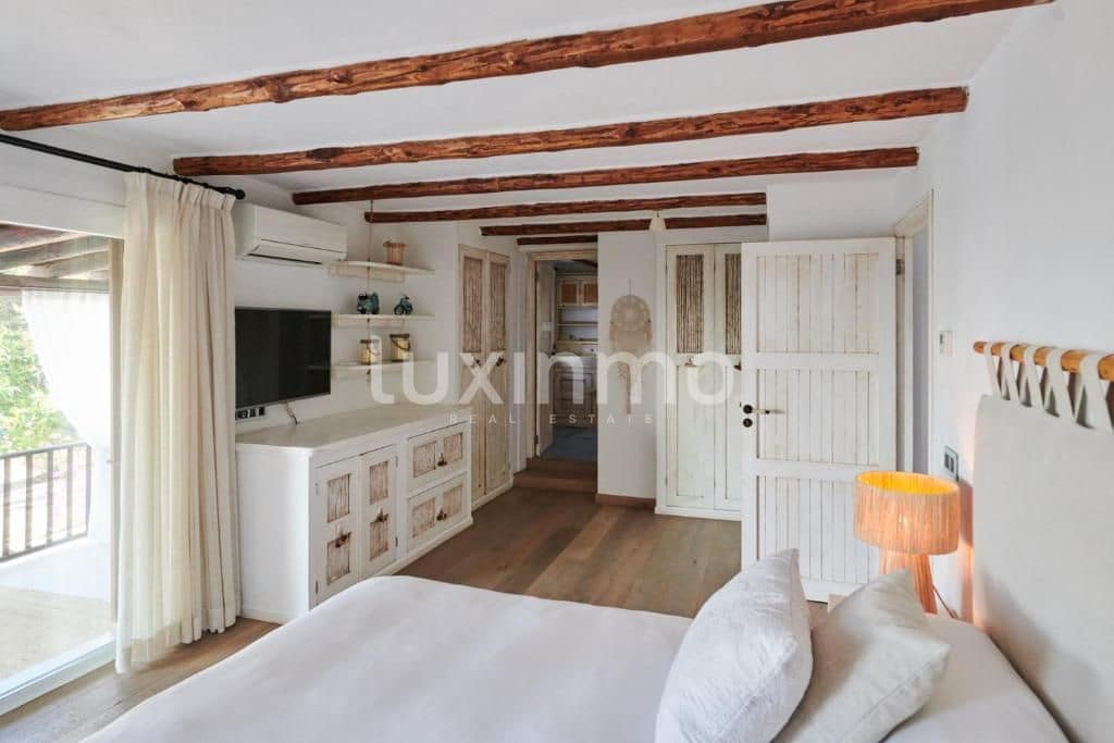 9 slaapkamer Villa te koop in San Jose / Sant Josep de Sa Talaia met zwembad garage - € 5.900.000 (Ref: 9148139)