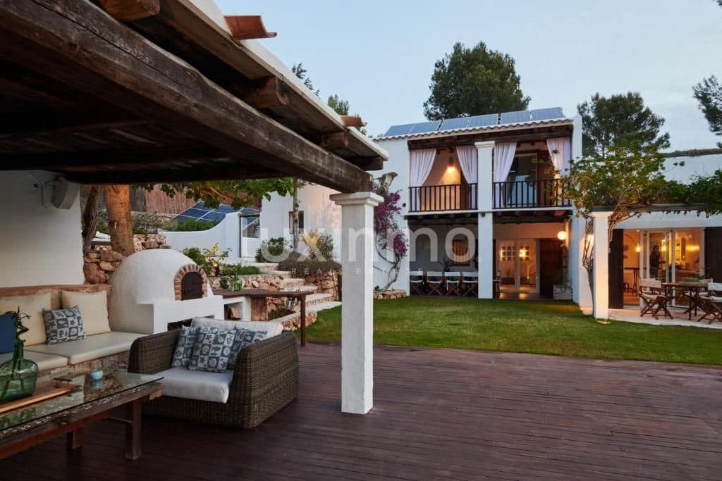 9 slaapkamer Villa te koop in San Jose / Sant Josep de Sa Talaia met zwembad garage - € 5.900.000 (Ref: 9148139)