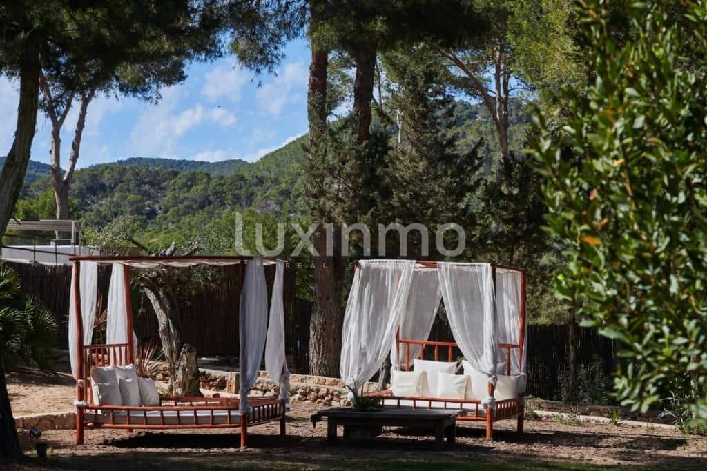 9 slaapkamer Villa te koop in San Jose / Sant Josep de Sa Talaia met zwembad garage - € 5.900.000 (Ref: 9148139)