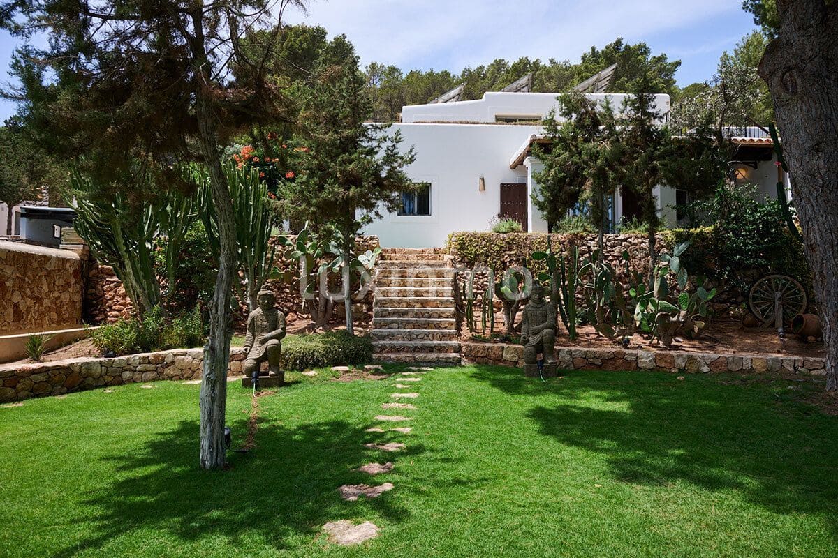 9 slaapkamer Villa te koop in San Jose / Sant Josep de Sa Talaia met zwembad garage - € 5.900.000 (Ref: 9148139)