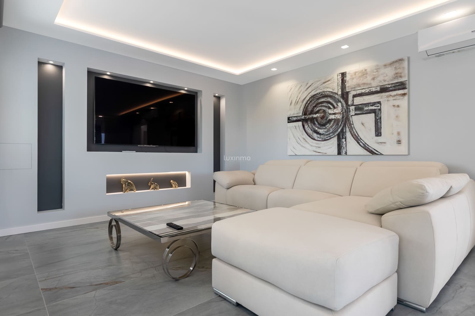 6 makuuhuone Huvila myytävänä paikassa La Nucia mukana 
autotalli - 1 350 000 € (Ref: 9148821)