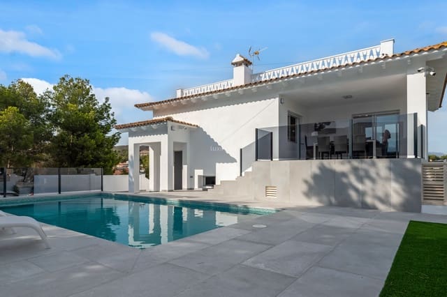 6 bedroom Villa for sale in La Nucia with garage - € 1,350,000 (Ref: 9148821)