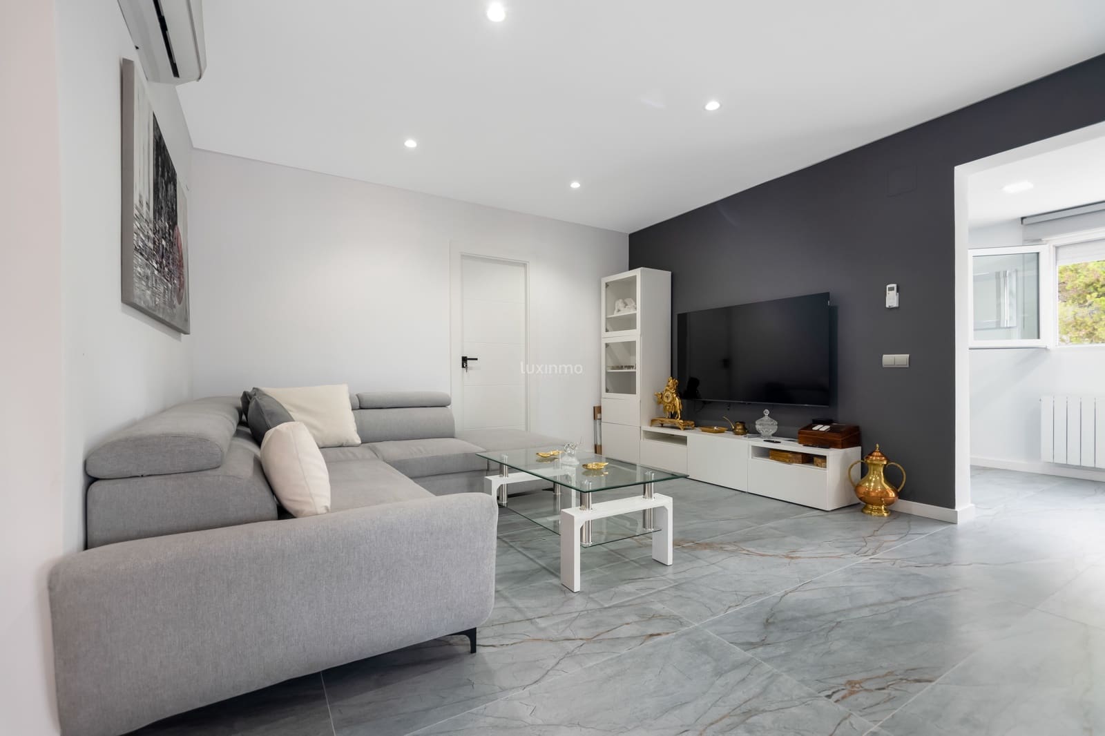 6 makuuhuone Huvila myytävänä paikassa La Nucia mukana 
autotalli - 1 350 000 € (Ref: 9148821)