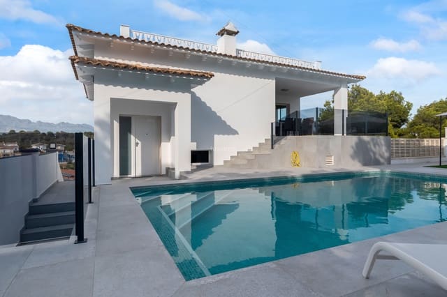 6 bedroom Villa for sale in La Nucia with garage - € 1,350,000 (Ref: 9148821)