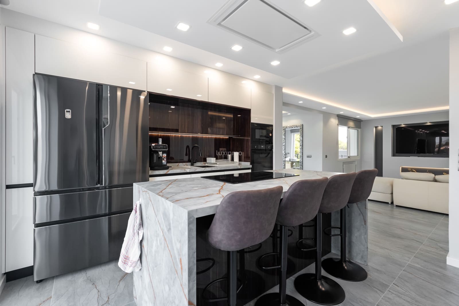 6 makuuhuone Huvila myytävänä paikassa La Nucia mukana 
autotalli - 1 350 000 € (Ref: 9148821)