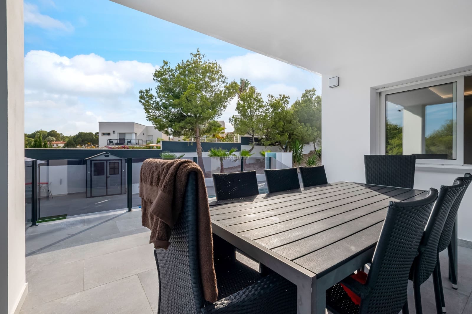 6 makuuhuone Huvila myytävänä paikassa La Nucia mukana 
autotalli - 1 350 000 € (Ref: 9148821)