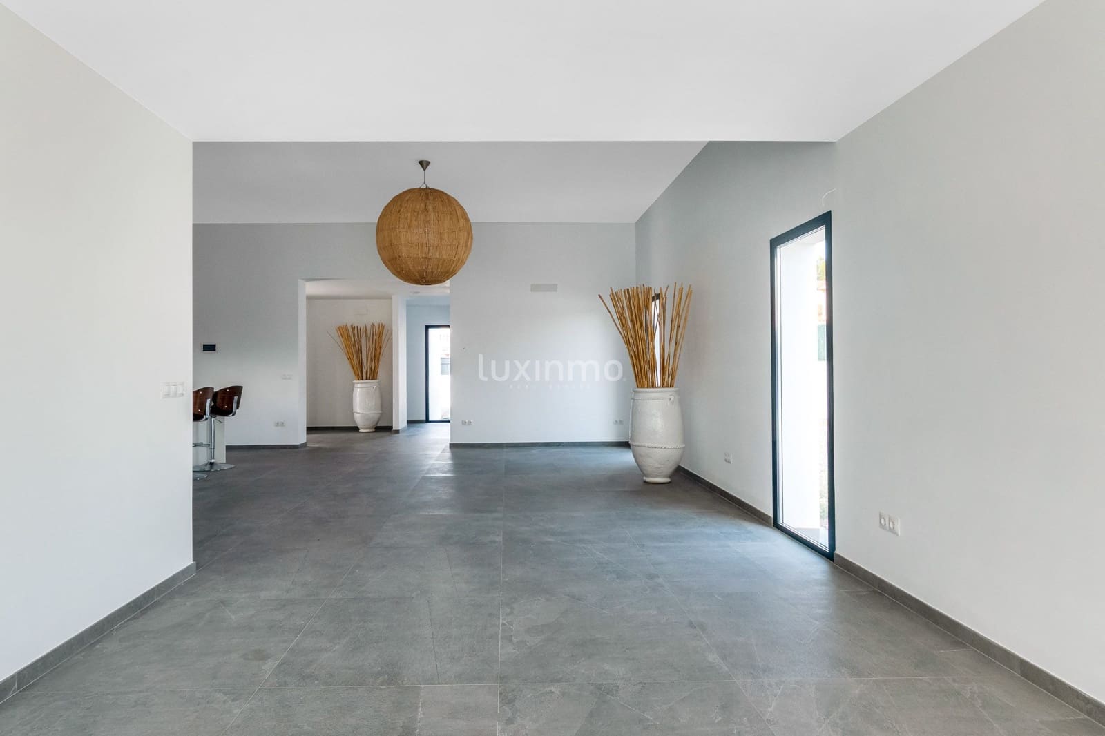 3 soverom Villa til salgs i La Nucia med svømmebasseng garasje - € 1 170 000 (Ref: 9148822)