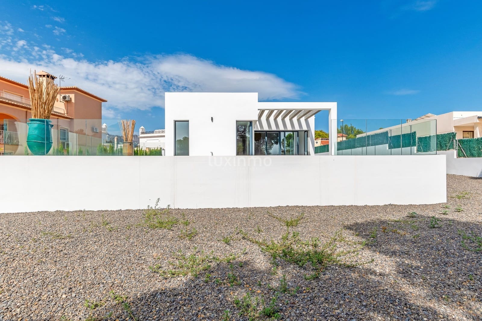 3 soverom Villa til salgs i La Nucia med svømmebasseng garasje - € 1 170 000 (Ref: 9148822)