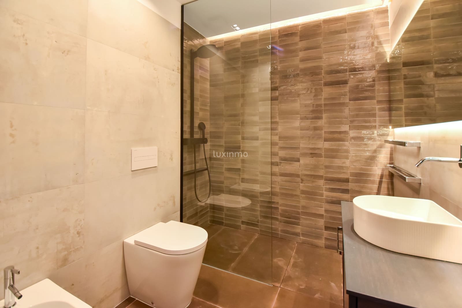 5 soveværelse Villa til leje i Altea med swimmingpool garage - € 3.950 (Ref: 9152486)