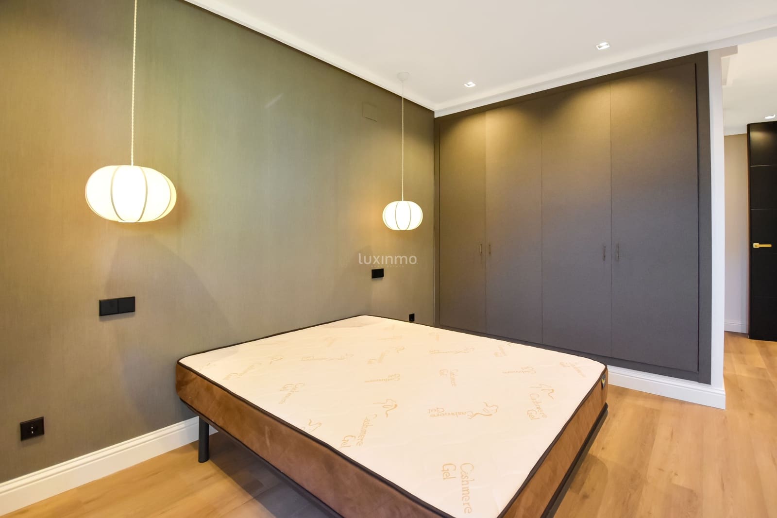 5 soveværelse Villa til leje i Altea med swimmingpool garage - € 3.950 (Ref: 9152486)