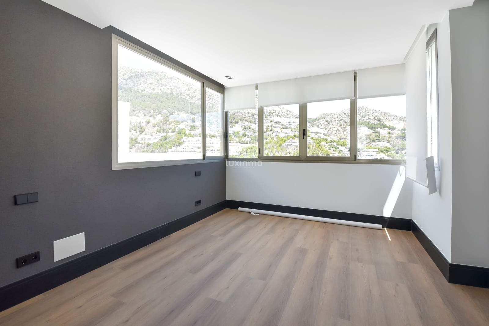 5 soveværelse Villa til leje i Altea med swimmingpool garage - € 3.950 (Ref: 9152486)