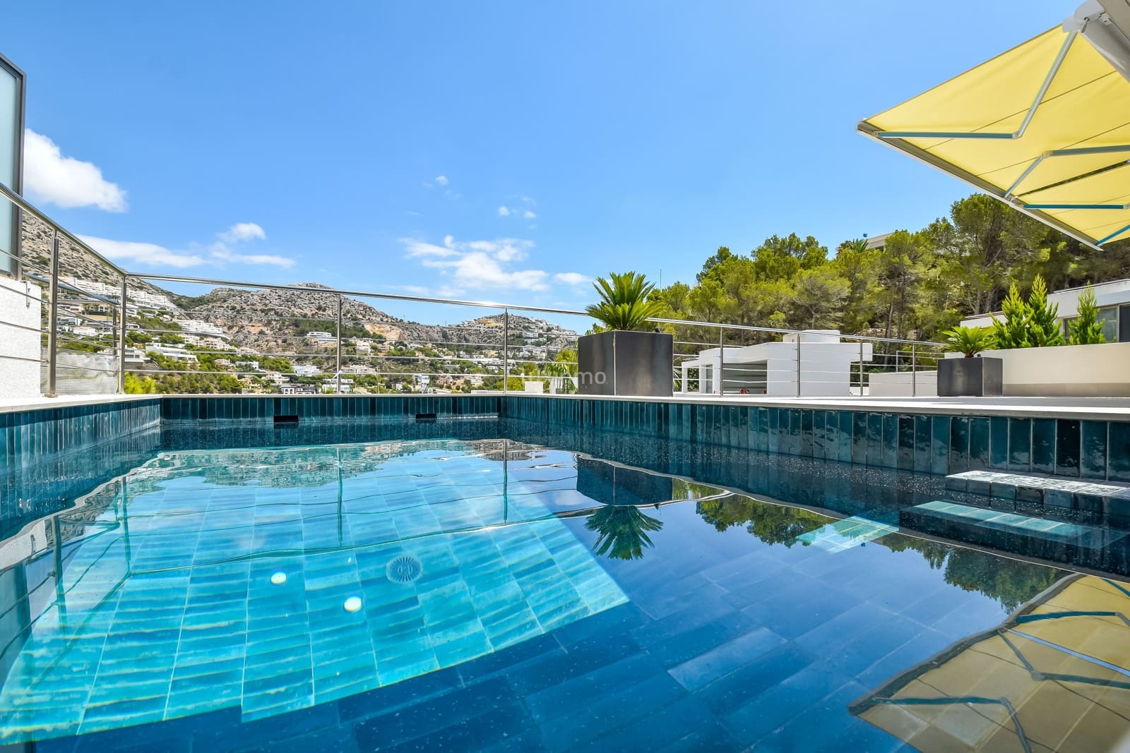 5 soveværelse Villa til leje i Altea med swimmingpool garage - € 3.950 (Ref: 9152486)