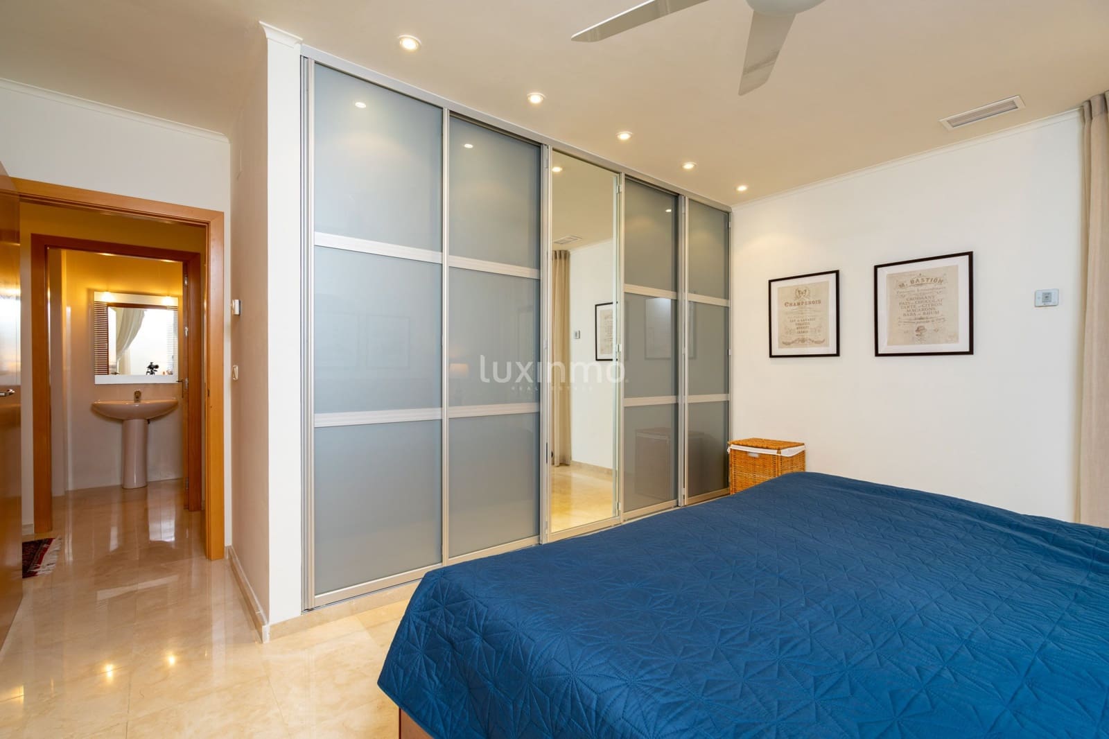 4 bedroom Villa for sale in Altea with pool garage - € 1,550,000 (Ref: 9159131)