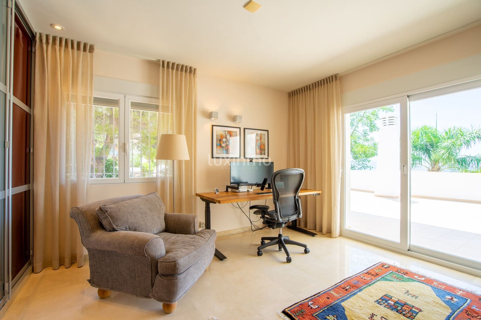 4 bedroom Villa for sale in Altea with pool garage - € 1,550,000 (Ref: 9159131)