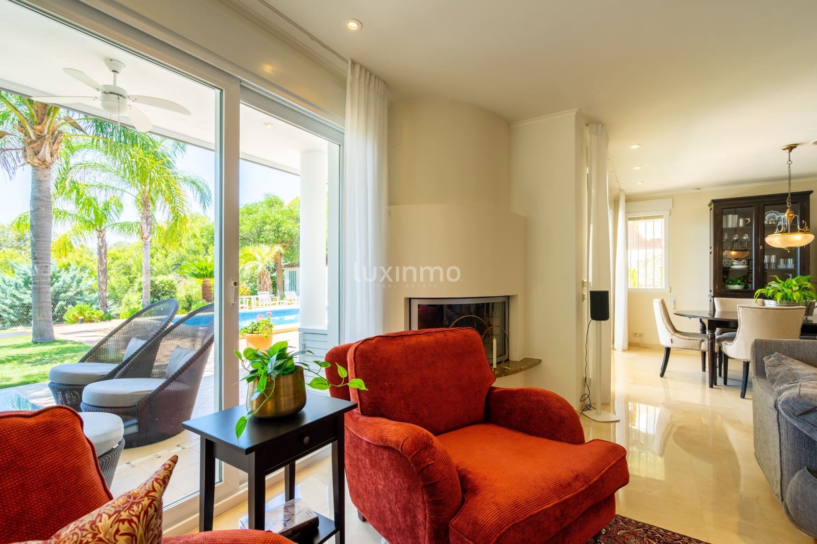 4 bedroom Villa for sale in Altea with pool garage - € 1,550,000 (Ref: 9159131)