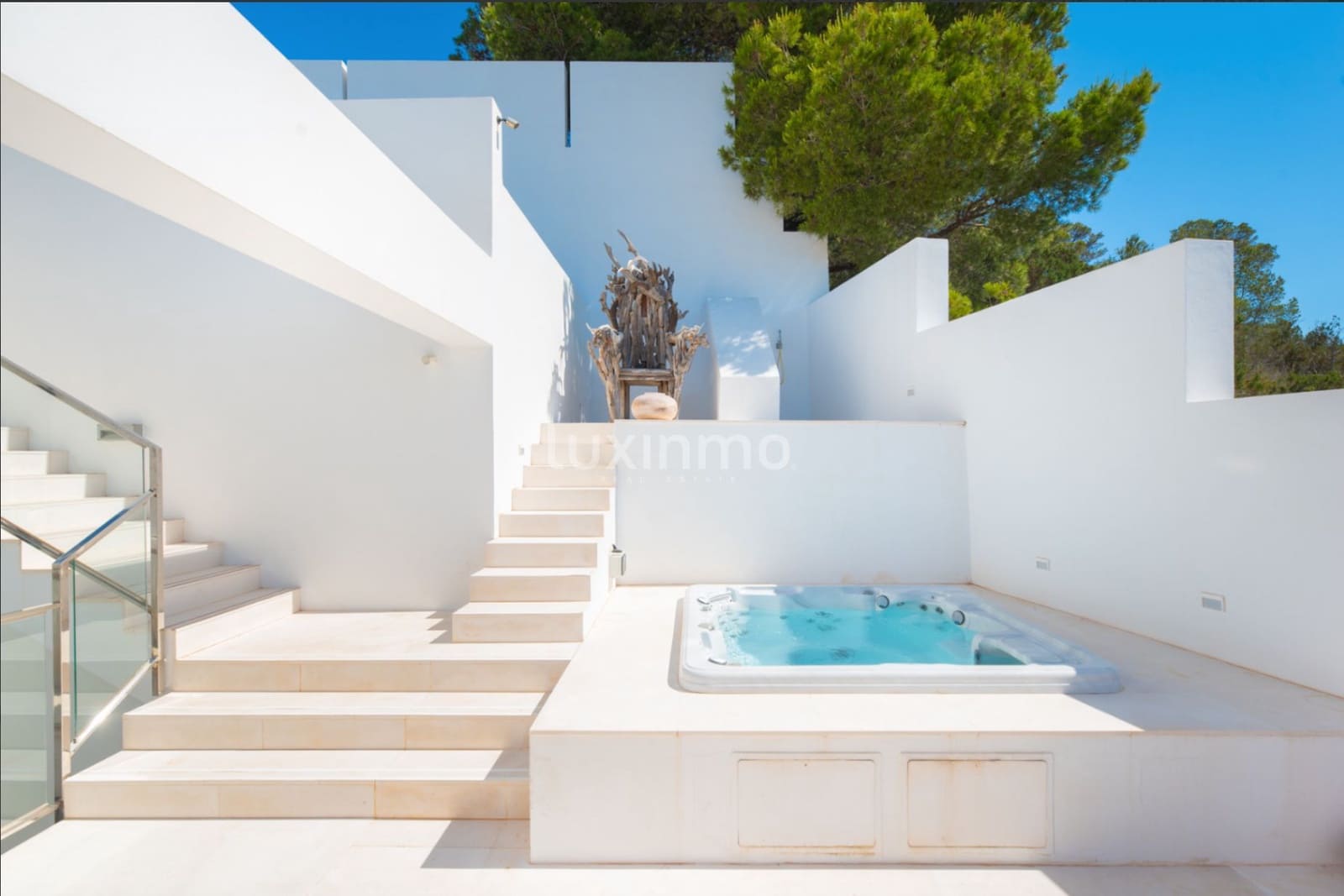 5 soverom Hus til salgs i Ibiza by med svømmebasseng garasje - € 2 995 000 (Ref: 9161797)