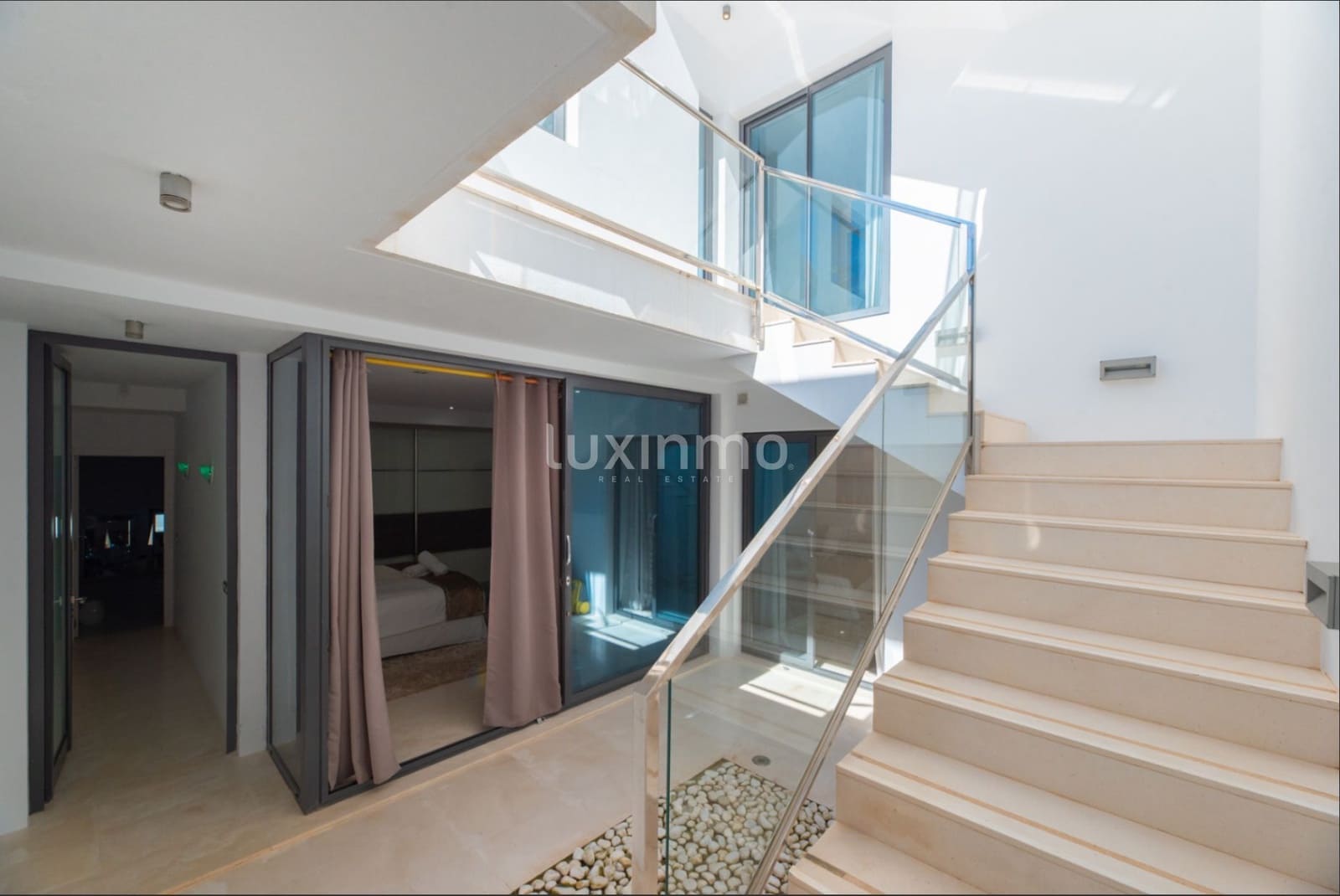 5 soverom Hus til salgs i Ibiza by med svømmebasseng garasje - € 2 995 000 (Ref: 9161797)