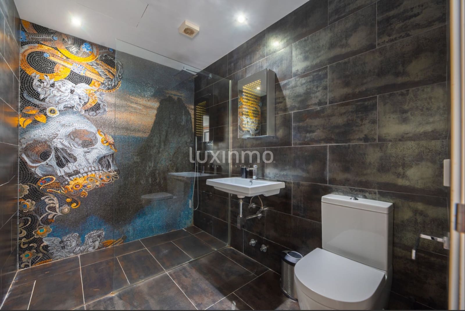 5 soverom Hus til salgs i Ibiza by med svømmebasseng garasje - € 2 995 000 (Ref: 9161797)