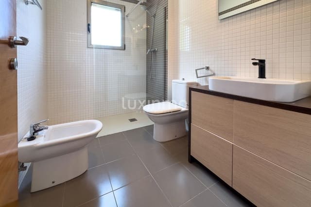 5 bedroom Villa for sale in Calpe / Calp with pool garage - € 1,500,000 (Ref: 9161798)