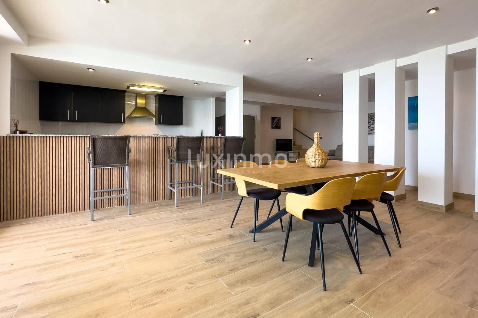 5 soveværelse Villa til salg i Calpe / Calp med swimmingpool garage - € 1.500.000 (Ref: 9161798)