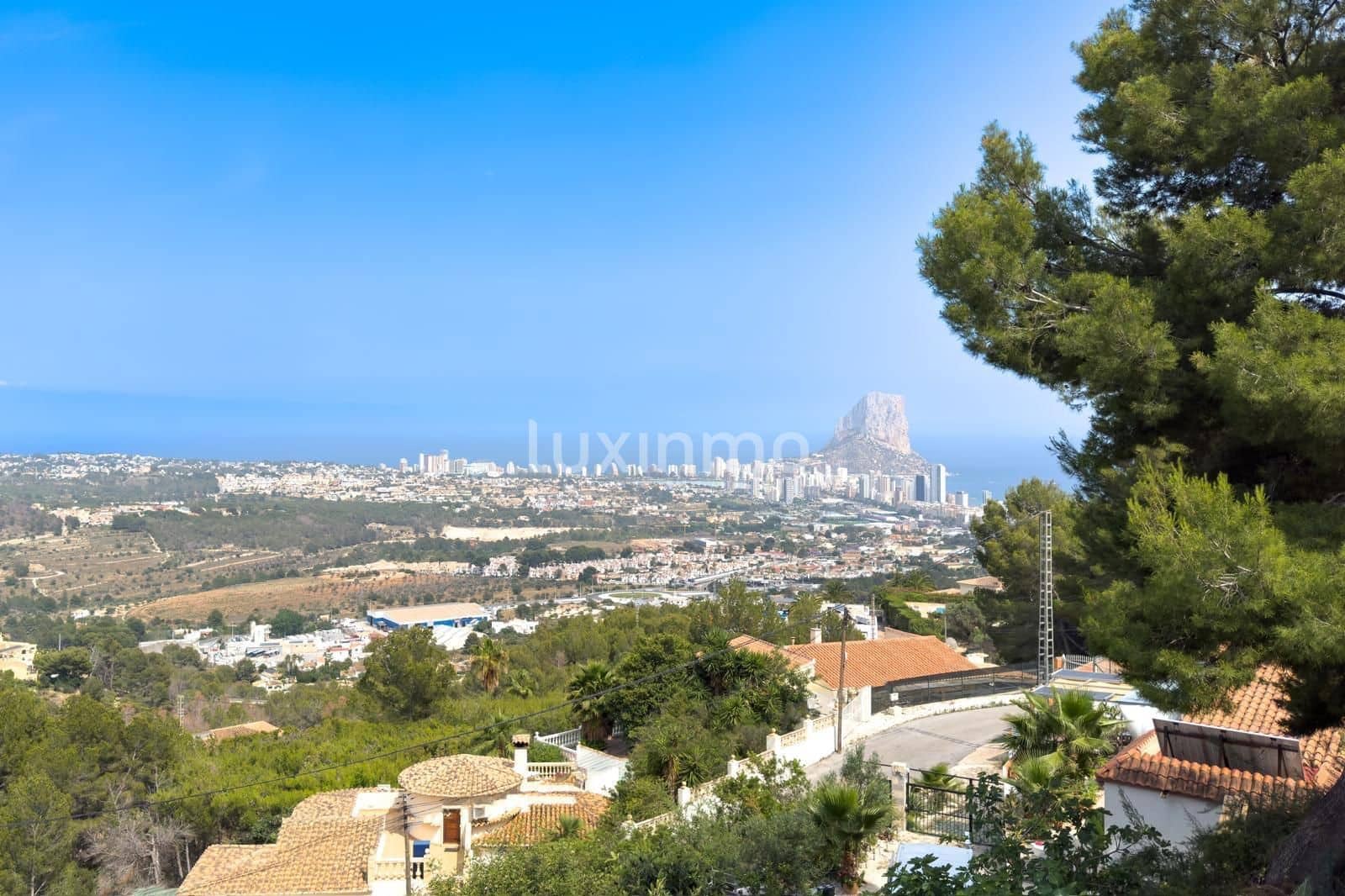 5 soveværelse Villa til salg i Calpe / Calp med swimmingpool garage - € 1.500.000 (Ref: 9161798)