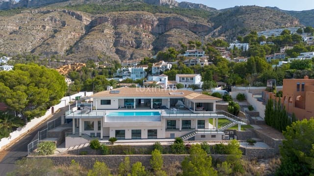 5 sovrum Villa till salu i Altea med pool garage - 3 500 000 € (Ref: 9168351)
