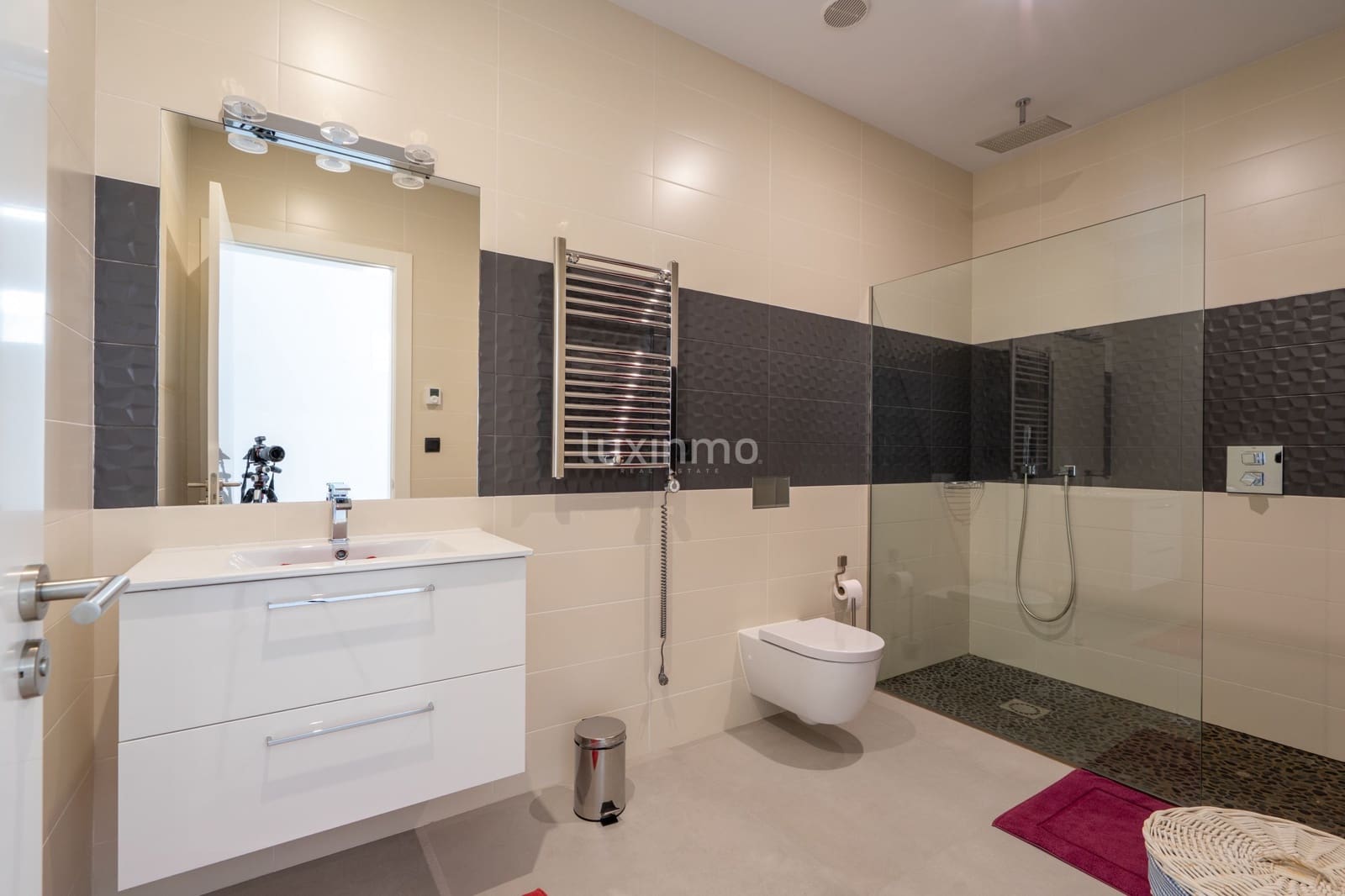 5 bedroom Villa for sale in Altea with pool garage - € 3,500,000 (Ref: 9168351)