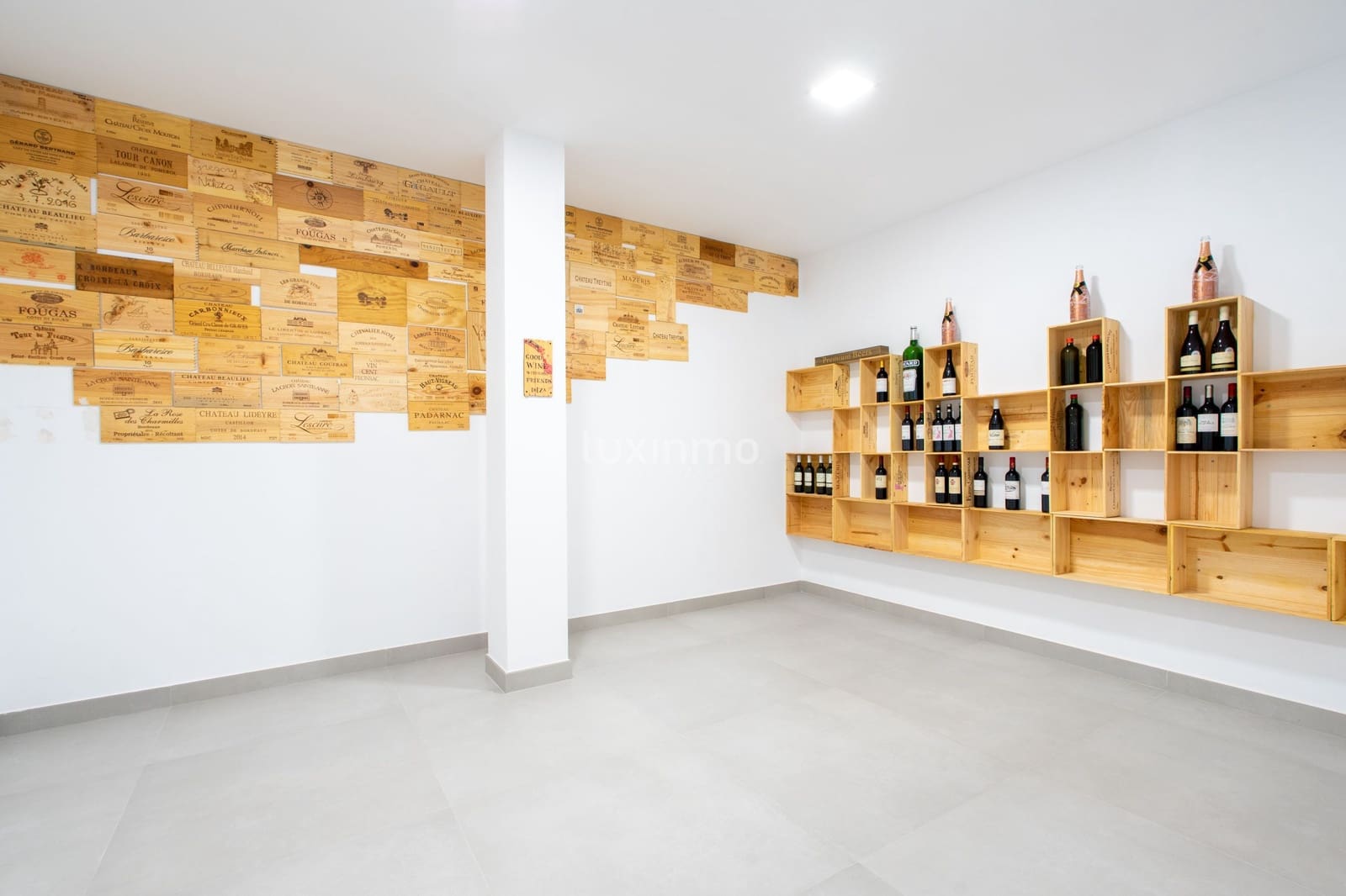 5 bedroom Villa for sale in Altea with pool garage - € 3,500,000 (Ref: 9168351)