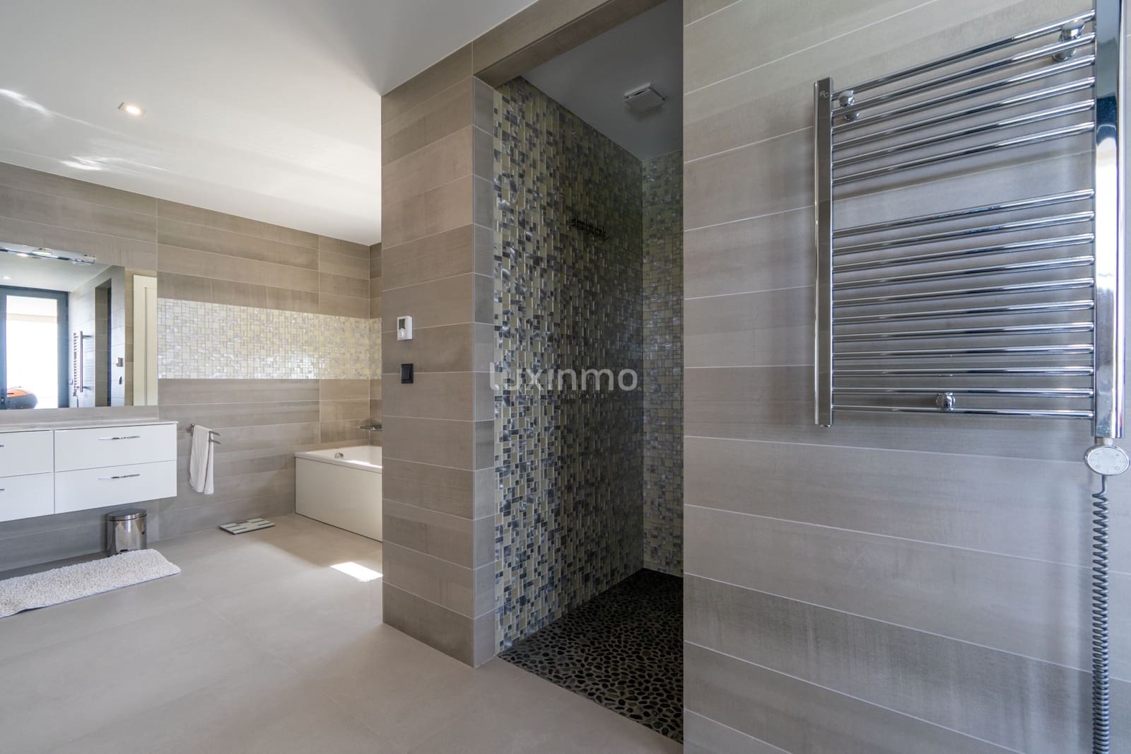 5 bedroom Villa for sale in Altea with pool garage - € 3,500,000 (Ref: 9168351)