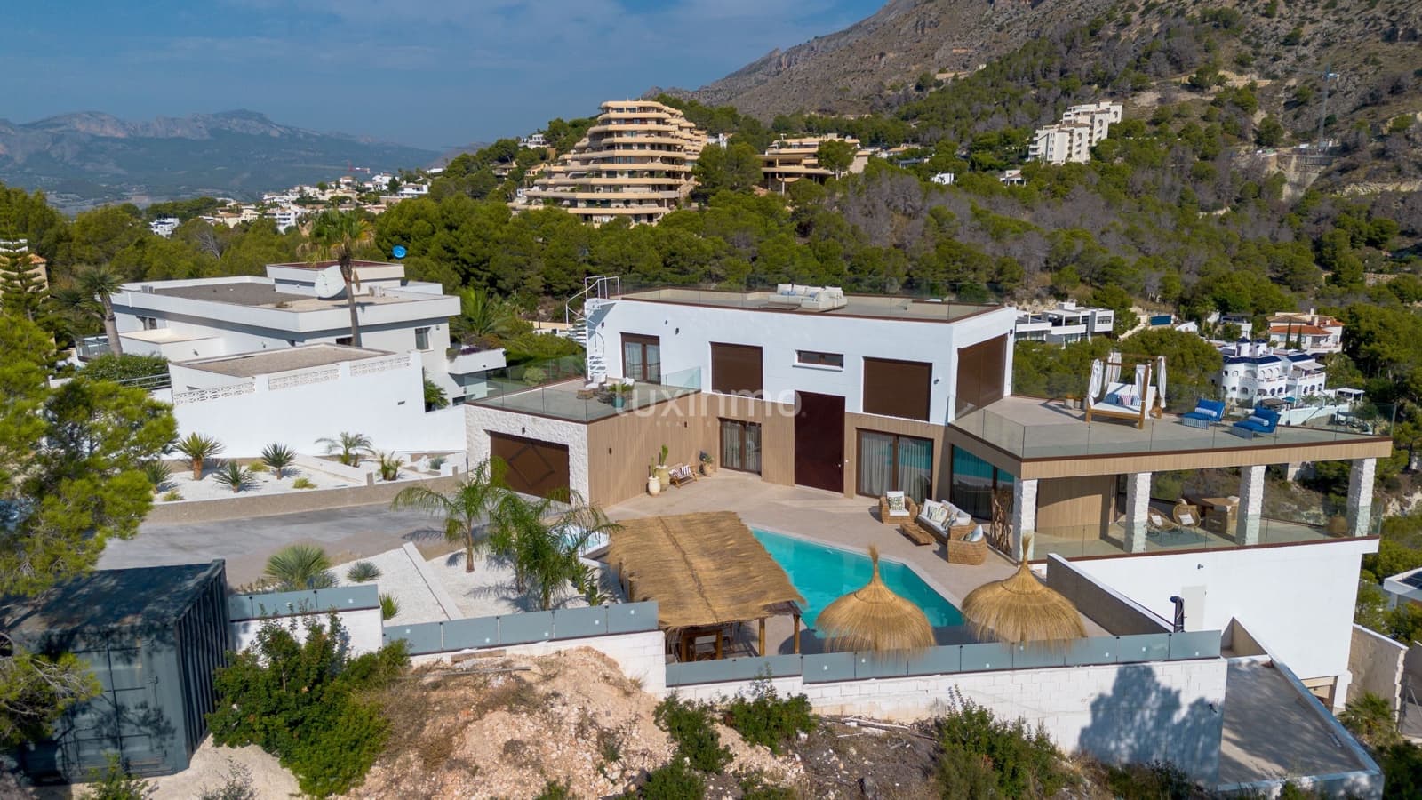 4 soveværelse Villa til salg i Altea med swimmingpool garage - € 1.900.000 (Ref: 9172427)