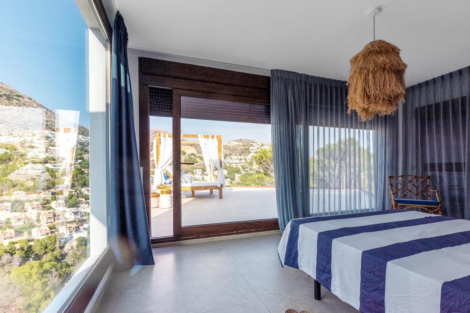 4 soveværelse Villa til salg i Altea med swimmingpool garage - € 1.900.000 (Ref: 9172427)