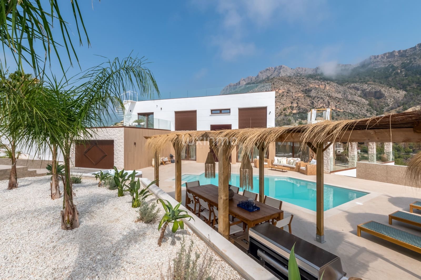 4 soveværelse Villa til salg i Altea med swimmingpool garage - € 1.900.000 (Ref: 9172427)