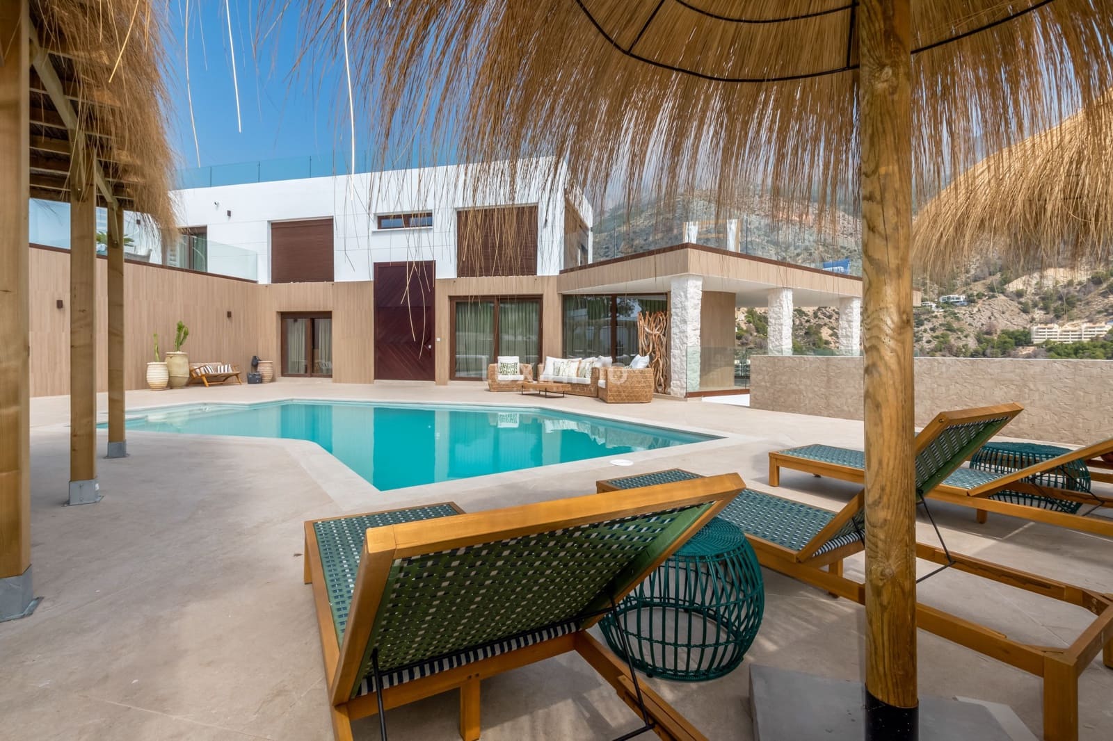 4 soveværelse Villa til salg i Altea med swimmingpool garage - € 1.900.000 (Ref: 9172427)