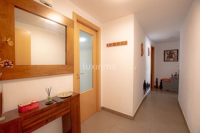 2 sovrum Lägenhet att hyra i Calpe / Calp med pool garage - 1 050 € (Ref: 9175305)