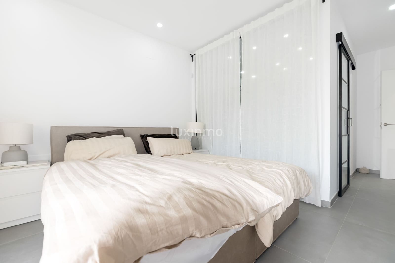 3 soveværelse Villa til leje i Altea med swimmingpool garage - € 3.500 (Ref: 9182018)