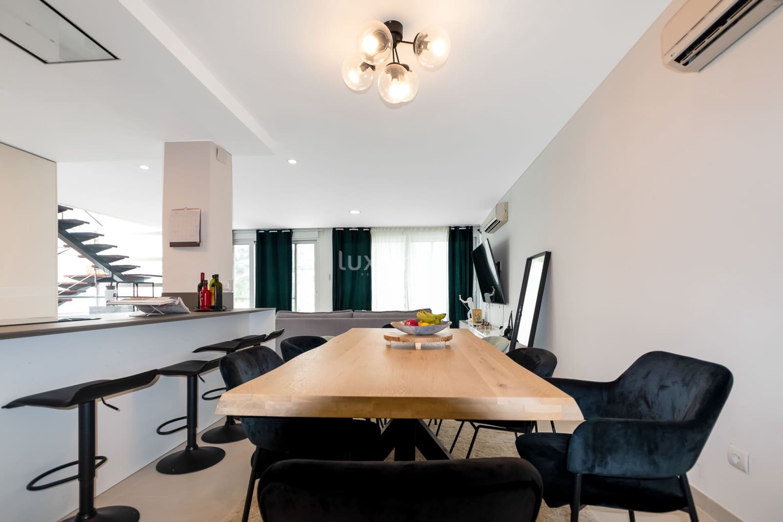 3 soveværelse Villa til leje i Altea med swimmingpool garage - € 3.500 (Ref: 9182018)