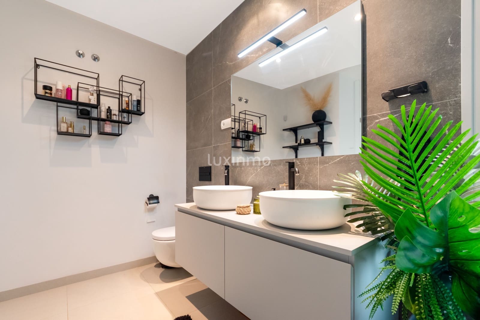 3 soveværelse Villa til leje i Altea med swimmingpool garage - € 3.500 (Ref: 9182018)