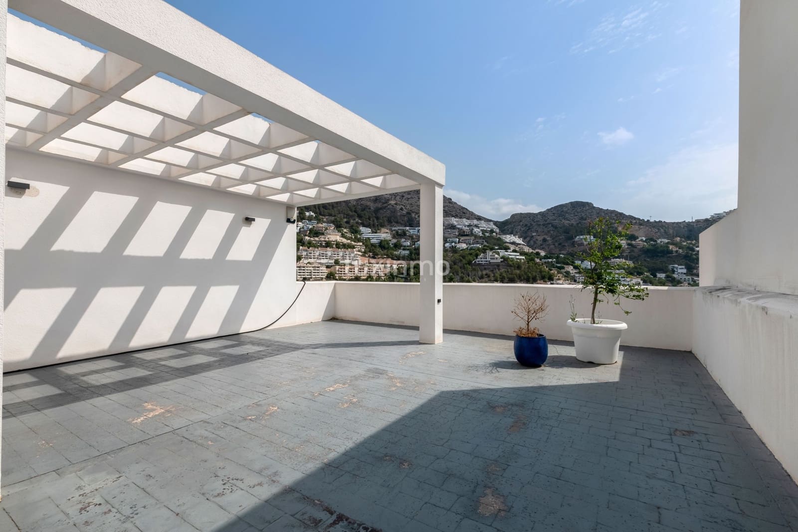 3 soveværelse Villa til leje i Altea med swimmingpool garage - € 3.500 (Ref: 9182018)