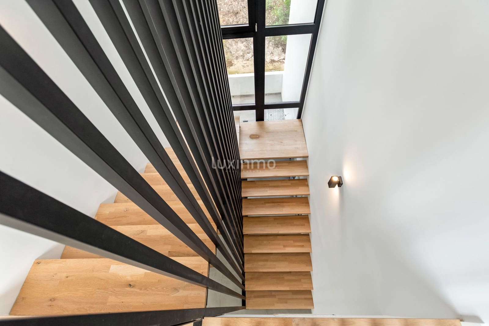 5 bedroom Villa for sale in Alfaz del Pi / L'Alfas del Pi with pool garage - € 1,280,000 (Ref: 9190557)